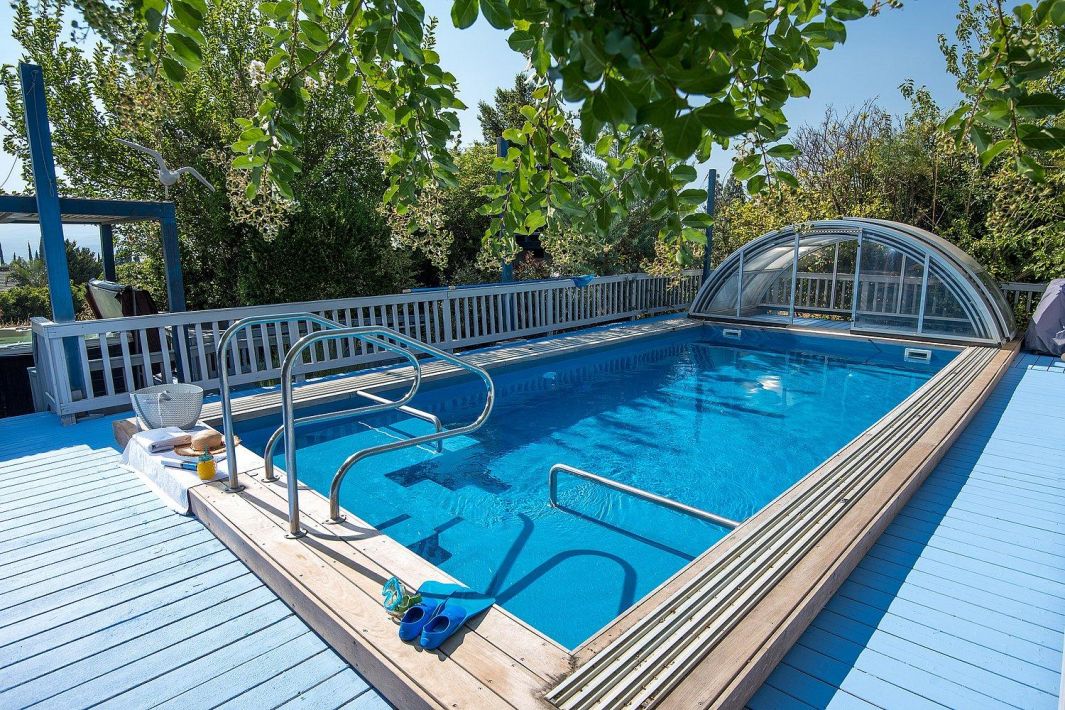 45934 החצר והבריכה, נופש מרום, צימר  במעלה גמלא צימרים - Zimer 4 U