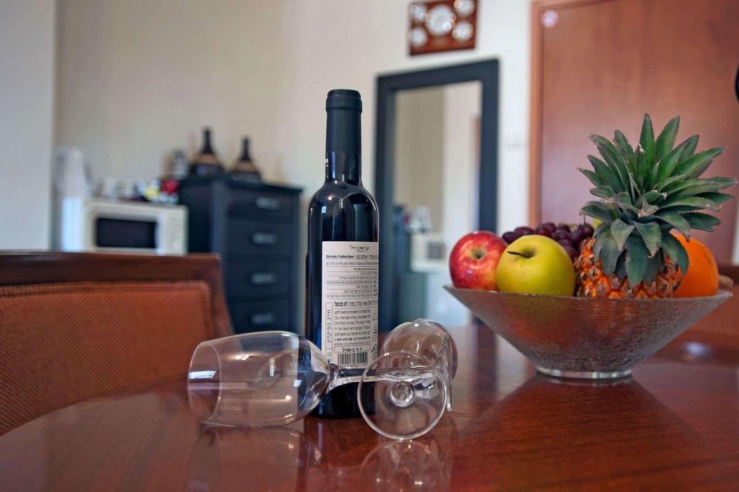 47575 אחוזת רוטשילד, אחוזת רוטשילד, צימר  בחיפה צימרים - Zimer 4 U