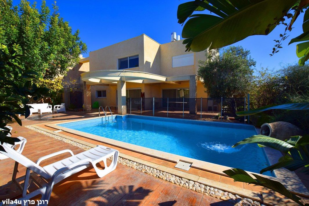 48253 כללי, רוס טוב קיסריה, צימר  בקיסריה צימרים - Zimer 4 U