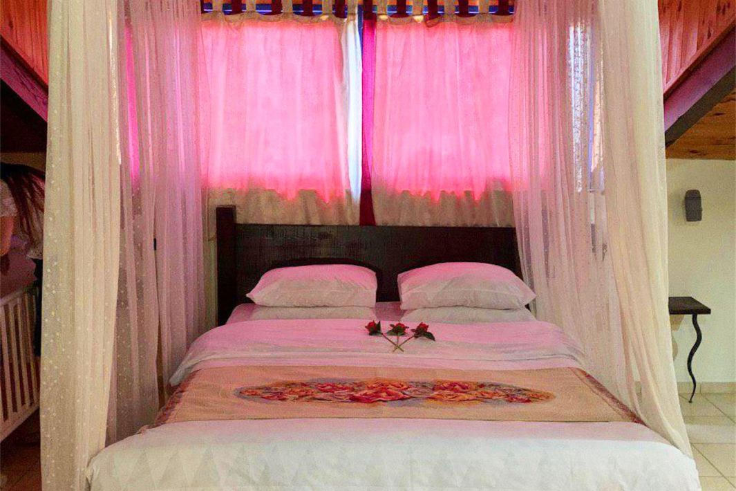 50639 גלריה כללית, אחוזת שטרן, צימר  בכרם בן זמרה צימרים - Zimer 4 U