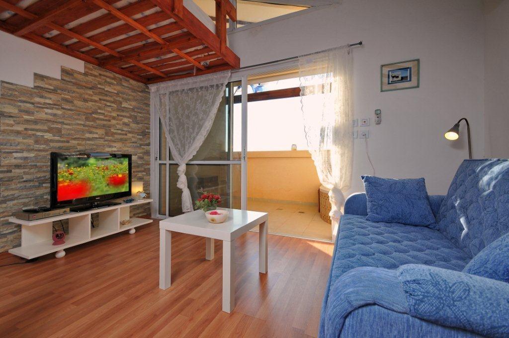 51020 כללי, נוגלילה, צימר  בלוטם צימרים - Zimer 4 U