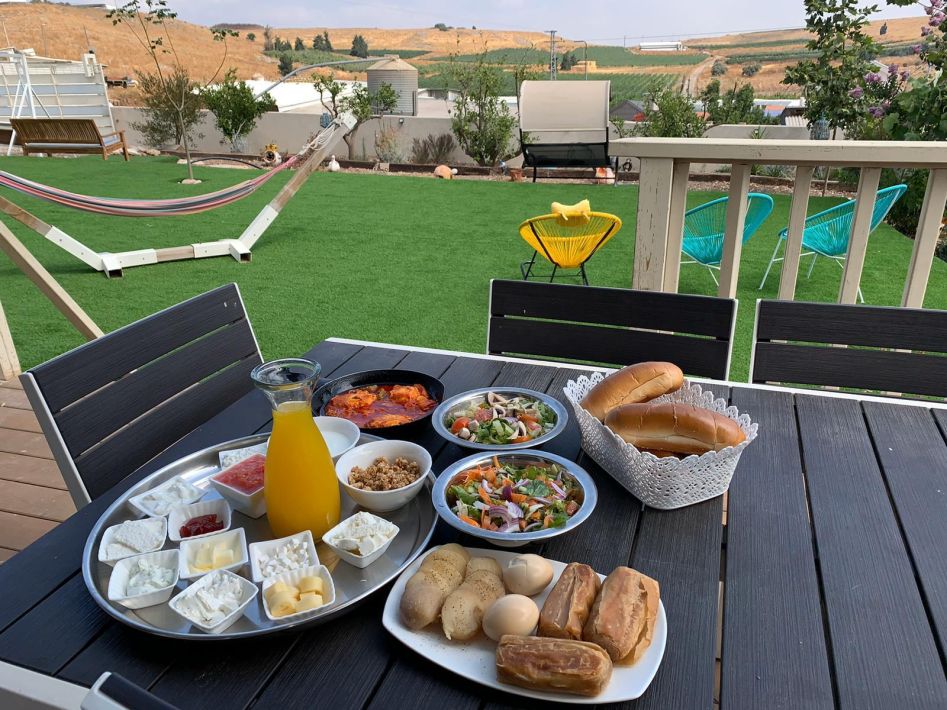 52772 גלריה כללית של המתחם, חלום כפרי, צימר  בדלתון צימרים - Zimer 4 U