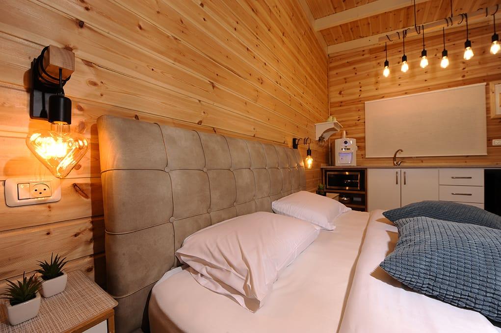 53911 הסוויטות, אחוזת אופוריה, צימר  בשזור צימרים - Zimer 4 U