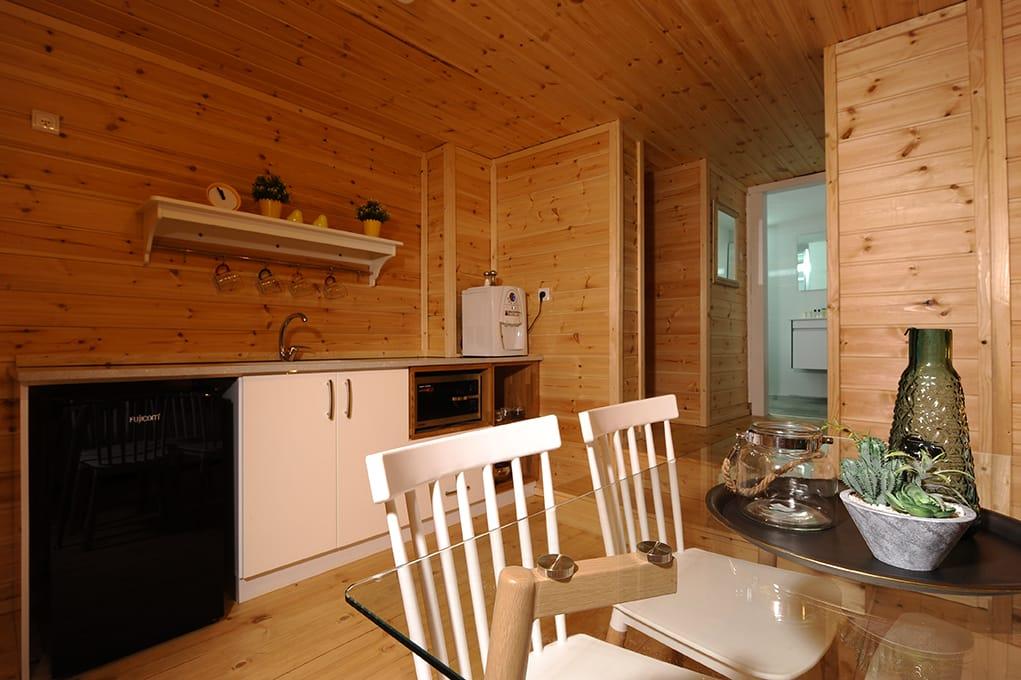 53913 הסוויטות, אחוזת אופוריה, צימר  בשזור צימרים - Zimer 4 U