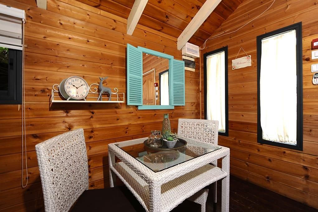 53940 בקתות העץ, אחוזת אופוריה, צימר  בשזור צימרים - Zimer 4 U