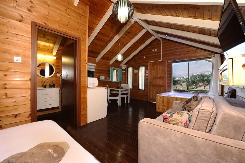 53942 בקתות העץ, אחוזת אופוריה, צימר  בשזור צימרים - Zimer 4 U