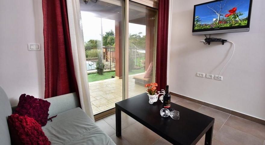 54724 גלריה כללית, אצולה בגולן, צימר  בחד נס צימרים - Zimer 4 U