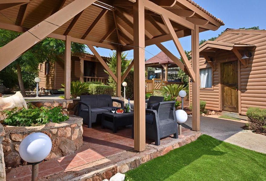 55572 גלריה כללית, בקתות ספיר, צימר  בכלנית צימרים - Zimer 4 U