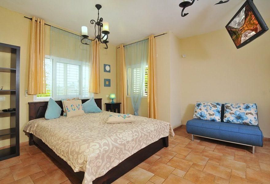 56107 גלריה כללית, אחוזת מול כנרת, צימר  בלבנים צימרים - Zimer 4 U