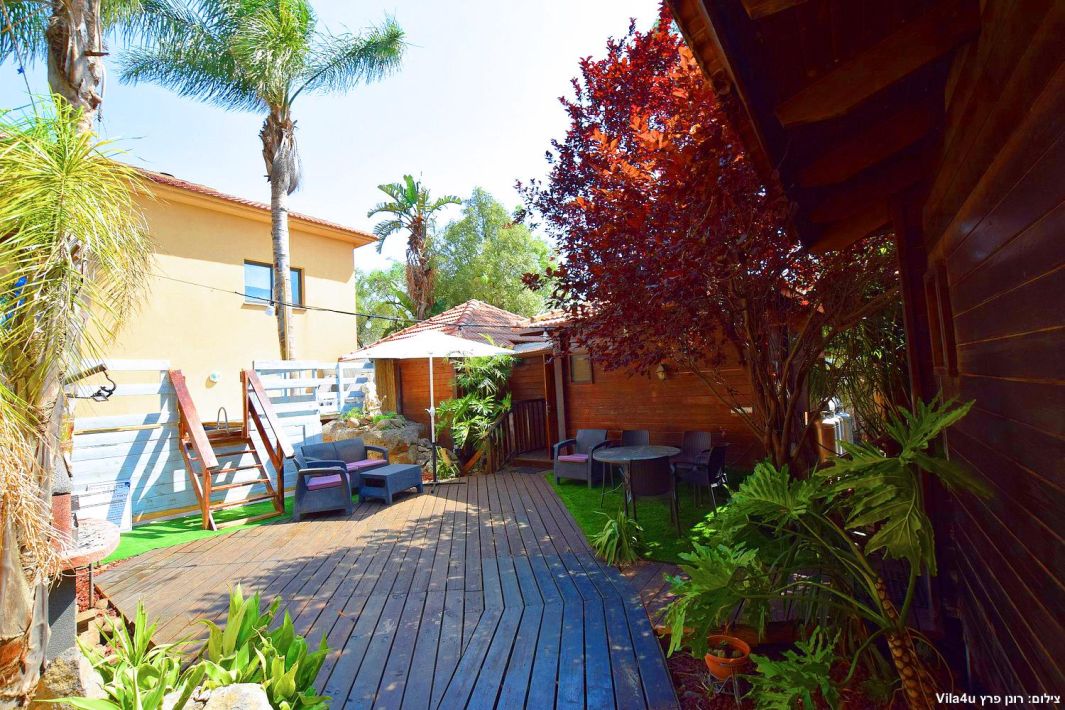 59850 גלריה כללית, צימרים בין אומנות וטבע, צימר  באניעם צימרים - Zimer 4 U