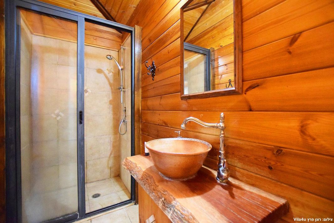 59859 גלריה כללית, צימרים בין אומנות וטבע, צימר  באניעם צימרים - Zimer 4 U