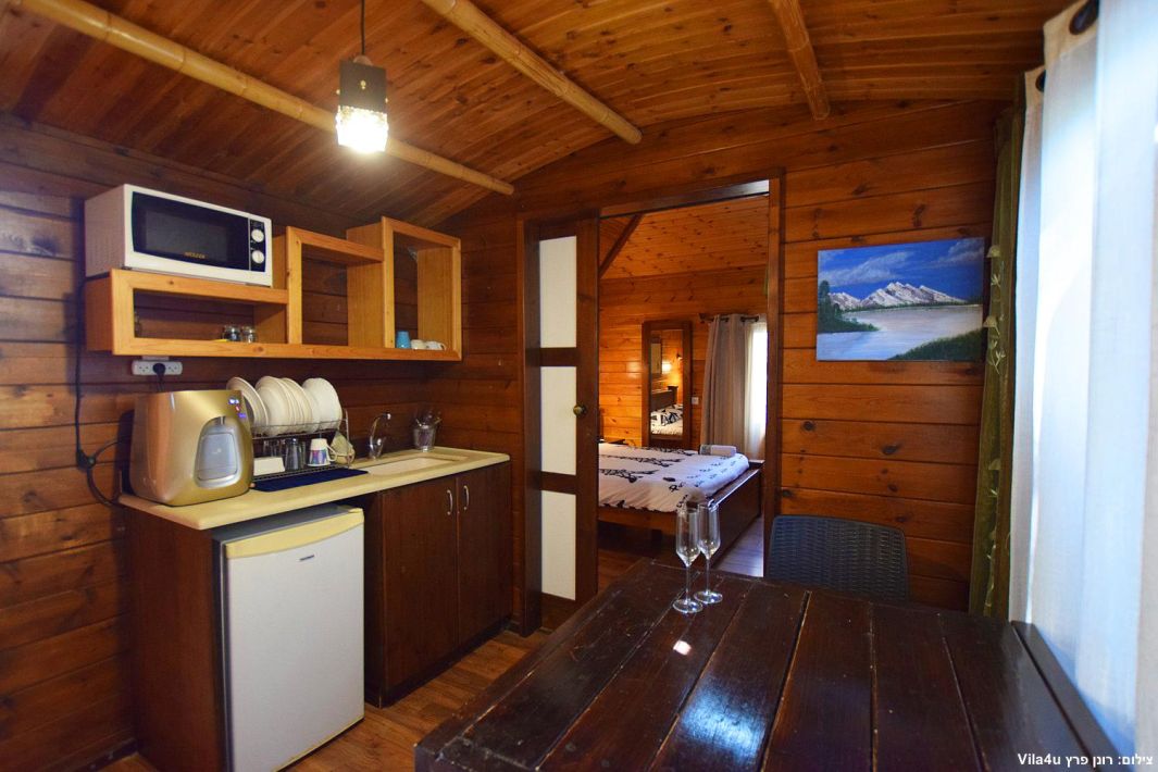 59861 גלריה כללית, צימרים בין אומנות וטבע, צימר  באניעם צימרים - Zimer 4 U