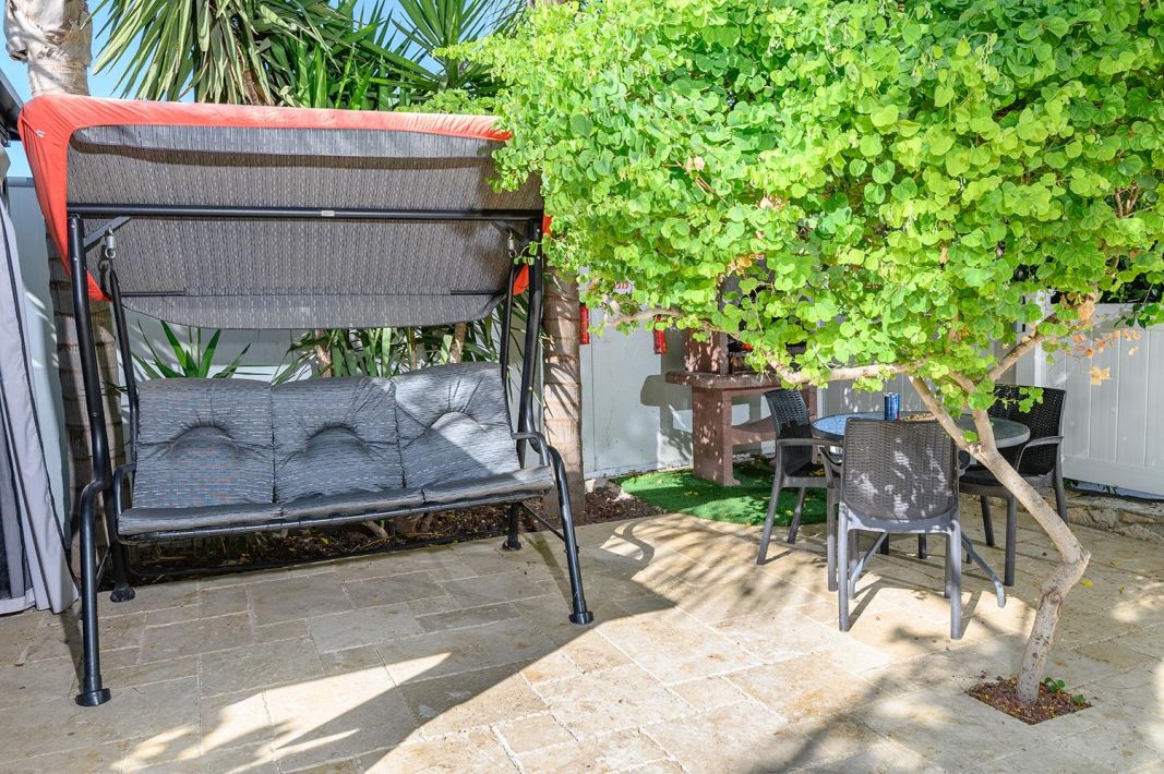 59965 המתחם החיצוני, אבן החלומות, צימר  בטפחות צימרים - Zimer 4 U