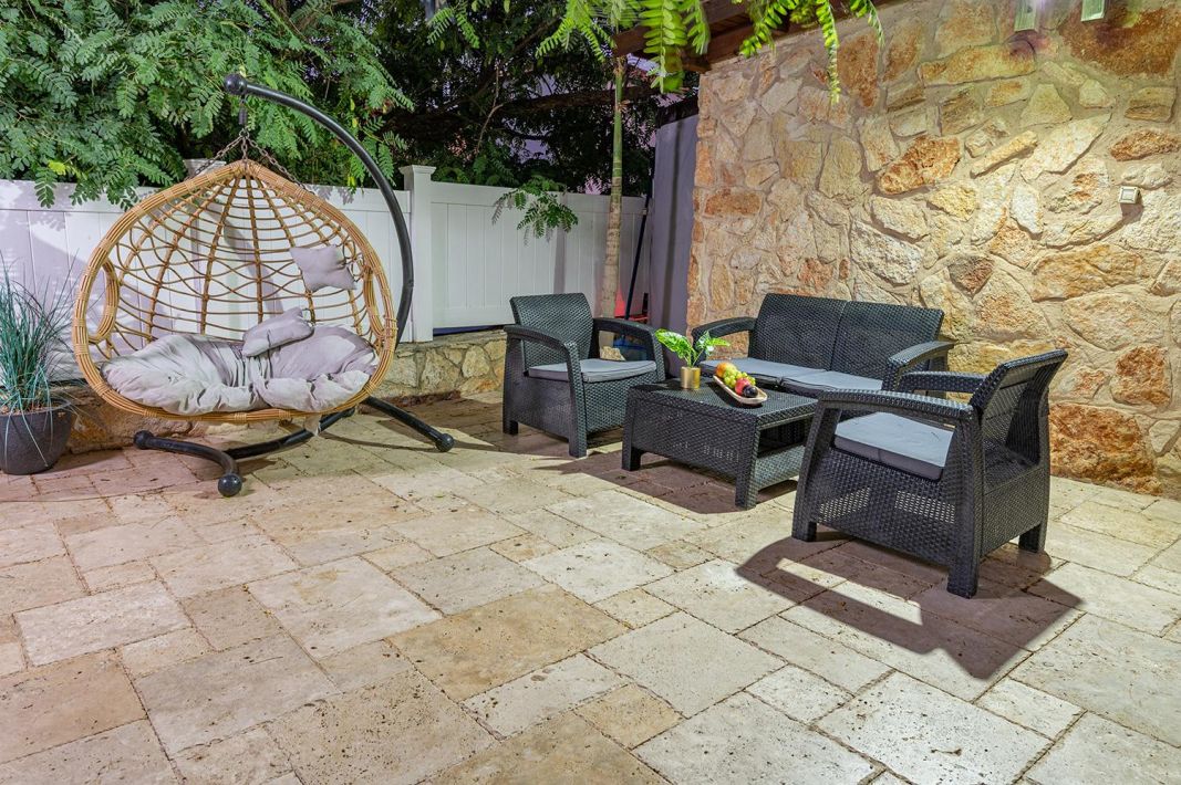 59979 המתחם החיצוני, אבן החלומות, צימר  בטפחות צימרים - Zimer 4 U