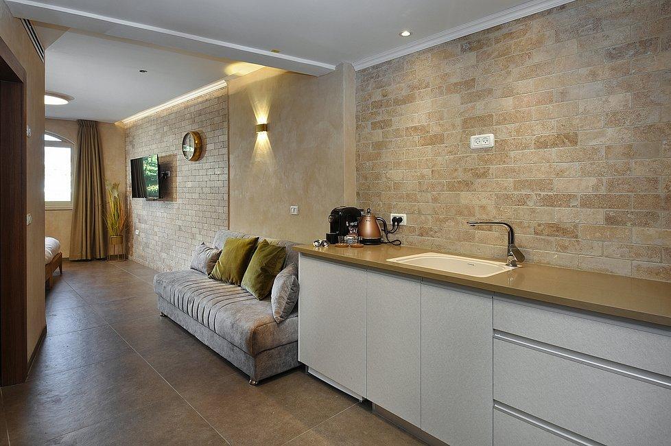 סוויטה יוקרתית כללי, מלון רומנו, צימר  בצפת צימרים - Zimer 4 U