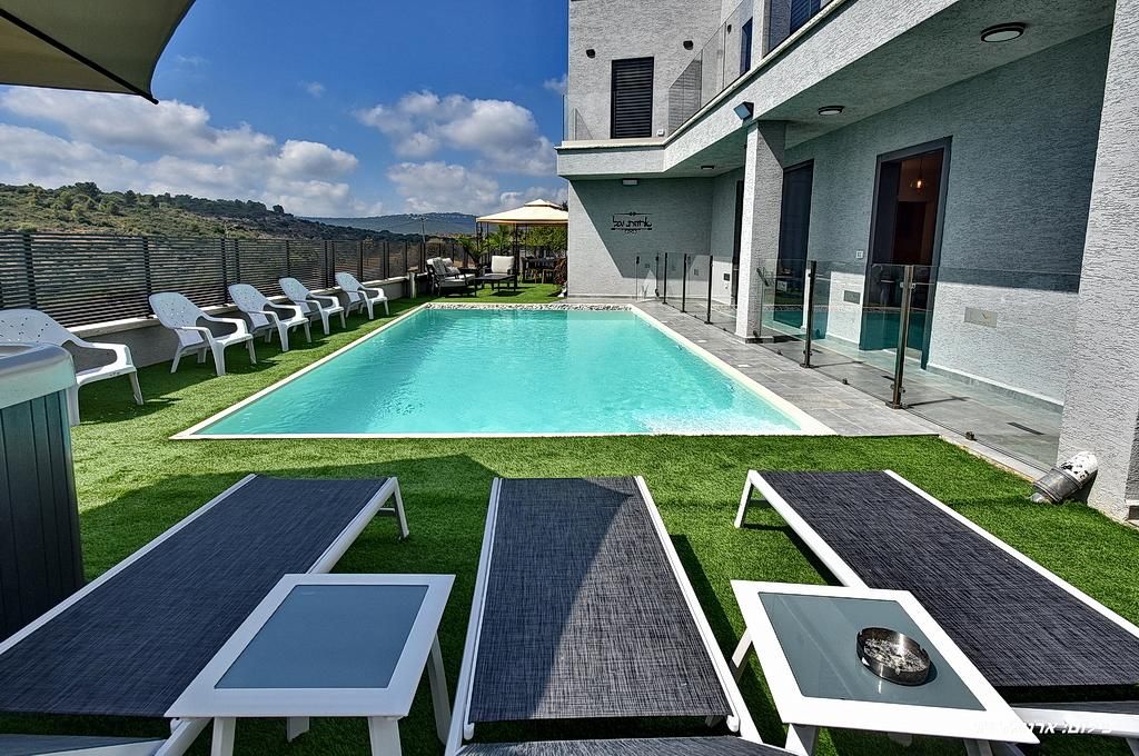 64228 גלריה כללית, סוויטות יגל, צימר  בעבדון צימרים - Zimer 4 U