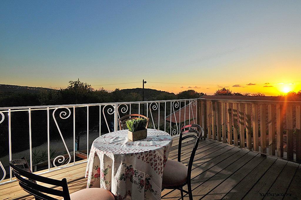 67485 אל מול הנוף, אל מול הנוף, צימר  בגרנות הגליל צימרים - Zimer 4 U