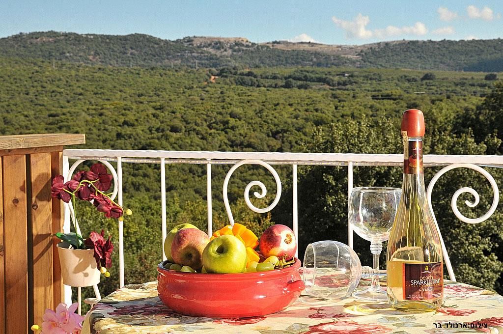 67493 אל מול הנוף, אל מול הנוף, צימר  בגרנות הגליל צימרים - Zimer 4 U