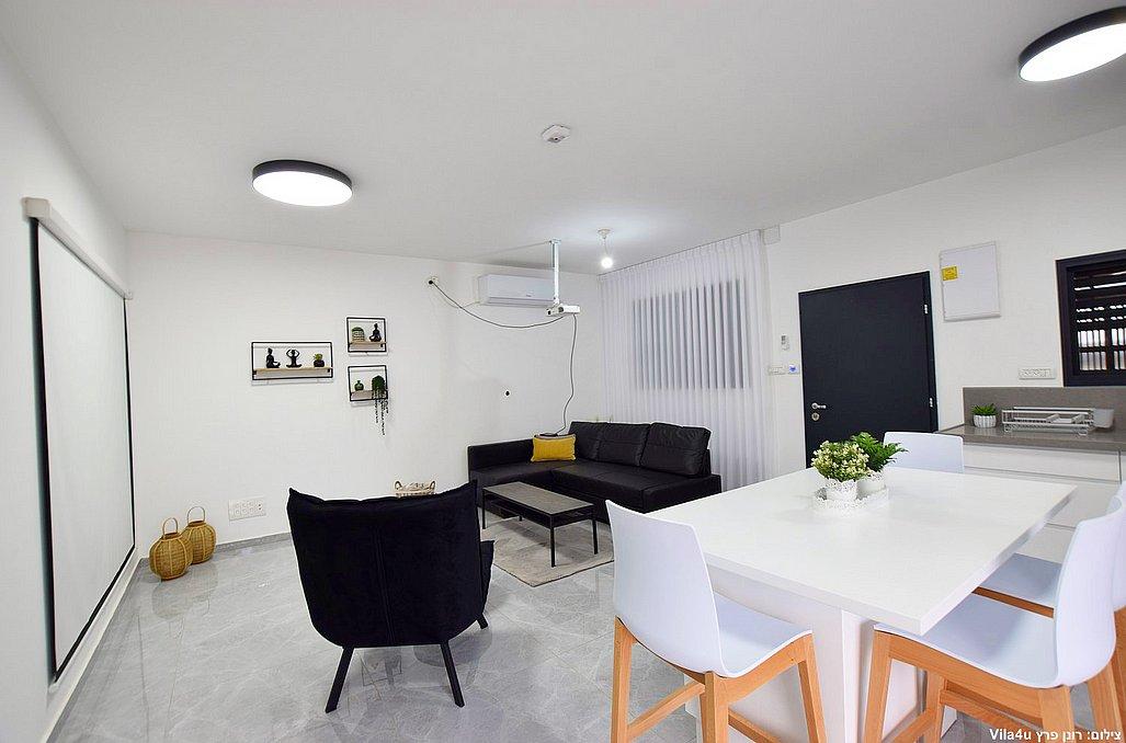 67537 כללי, סוויטת רימון בוטיק, צימר  באביבים צימרים - Zimer 4 U