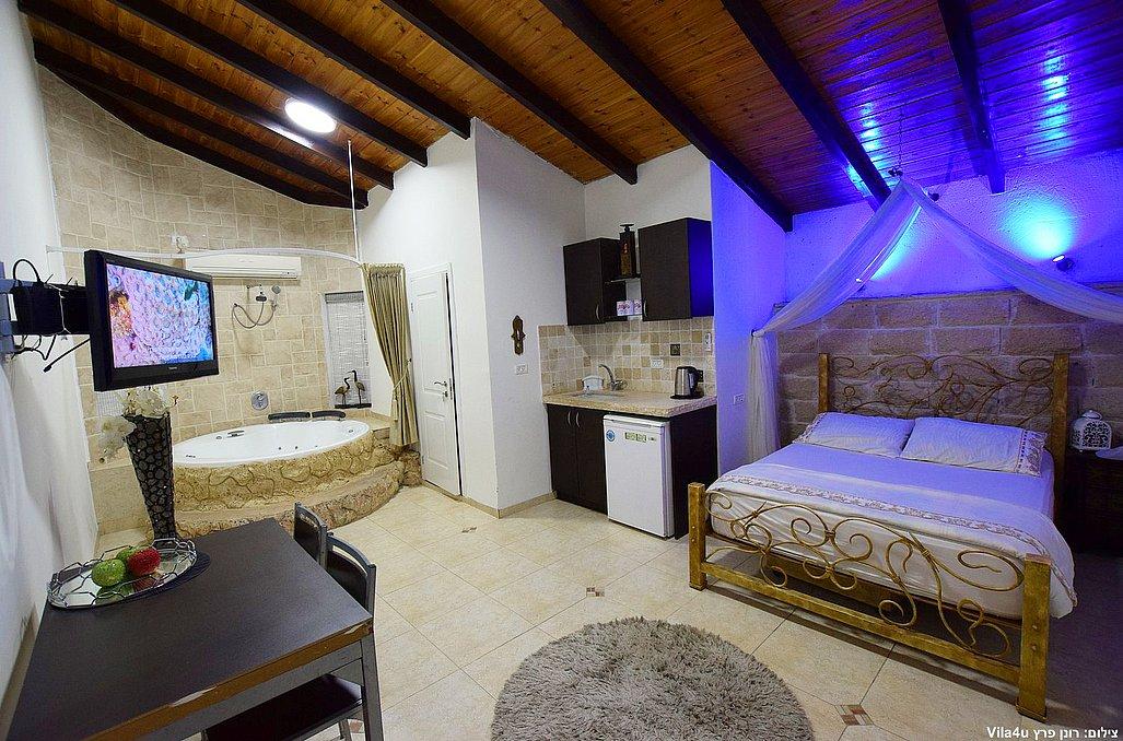 67796 כללי, אהבה במושבה, צימר  ביבנאל צימרים - Zimer 4 U