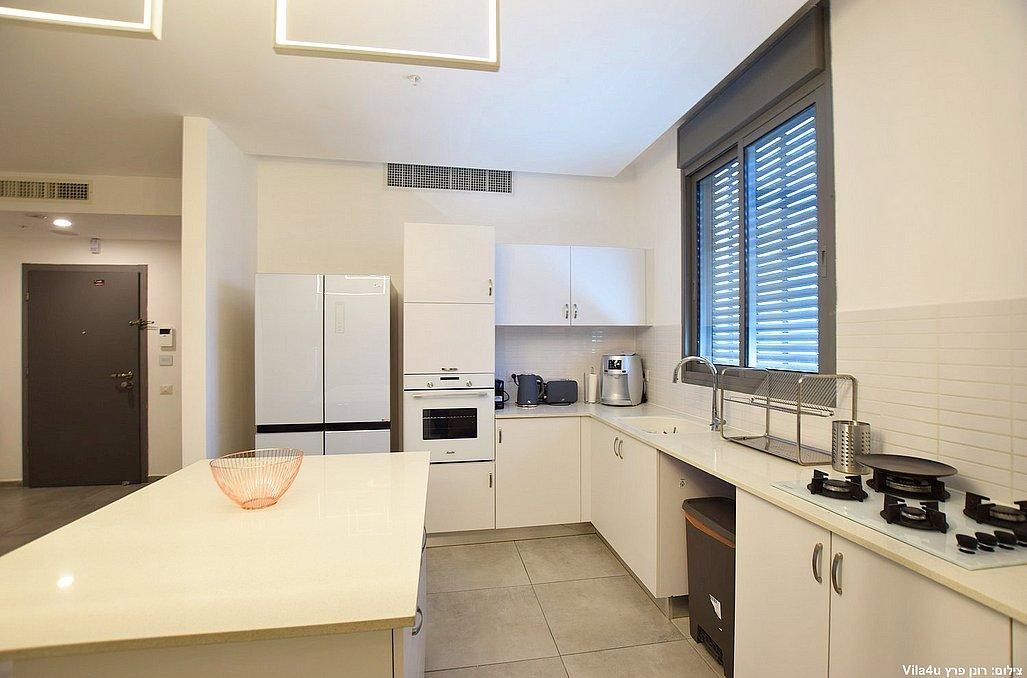 69379 כללי, ריזורט על החוף, צימר  בחדרה צימרים - Zimer 4 U