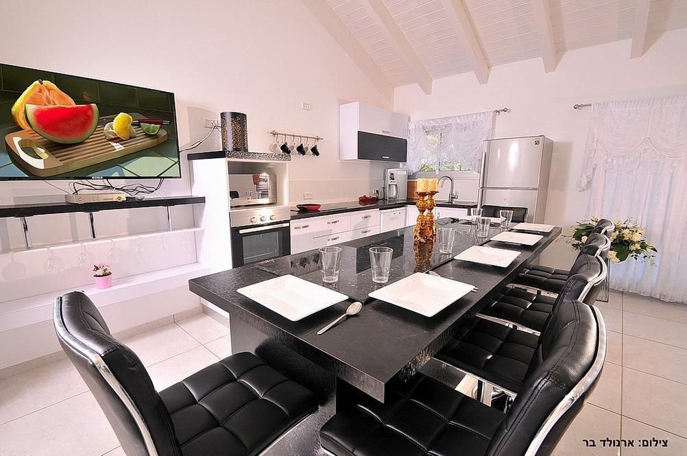 70587 כללי, אחוזת אדל, צימר  בעבדון צימרים - Zimer 4 U