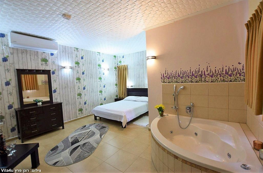 71201 כללי, אחוזת האמנים ריזורט, צימר  באניעם צימרים - Zimer 4 U