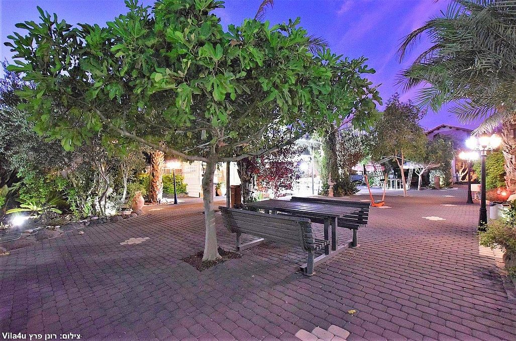 71207 כללי, אחוזת האמנים ריזורט, צימר  באניעם צימרים - Zimer 4 U