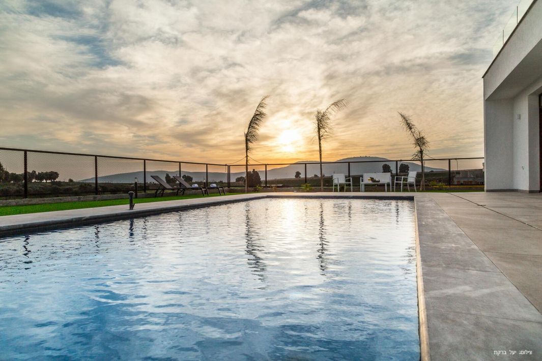 72864 גלריה כללית, בונסאי - סוויטות בוטיק בגליל, צימר  בדלתון צימרים - Zimer 4 U