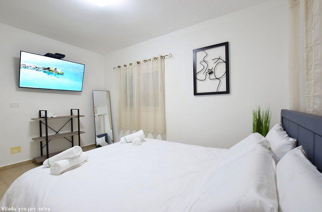 75385 גלריה כללית, סוויטה בהר, צימר  באבן מנחם צימרים - Zimer 4 U