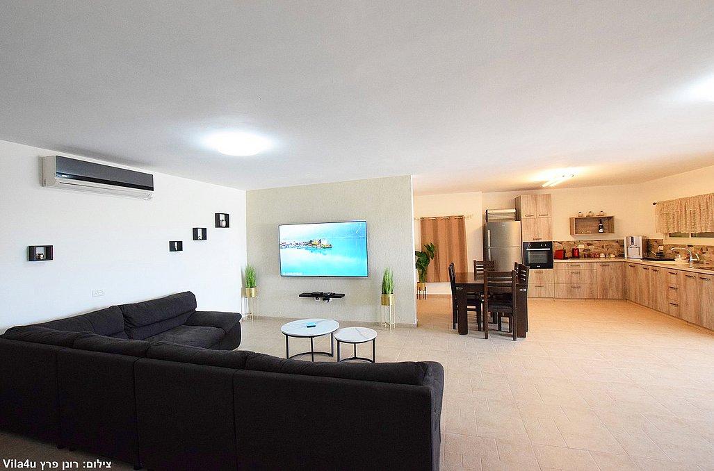 75392 גלריה כללית, סוויטה בהר, צימר  באבן מנחם צימרים - Zimer 4 U