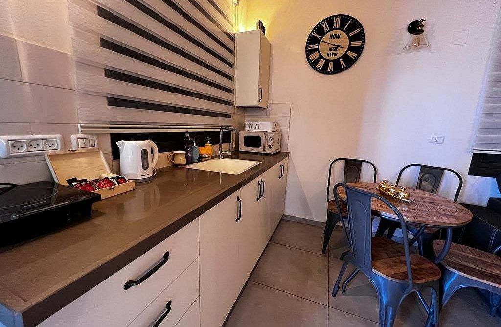 78165 גלריה כללית, צימרים נעמי ומי, צימר  בפוריה נווה עובד צימרים - Zimer 4 U