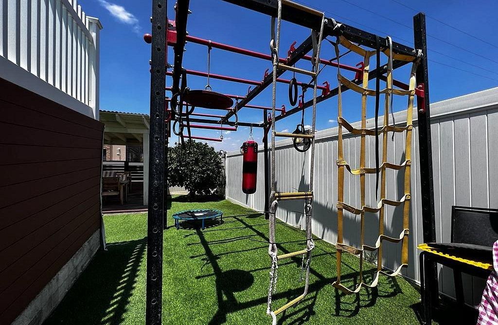 78180 גלריה כללית, צימרים נעמי ומי, צימר  בפוריה נווה עובד צימרים - Zimer 4 U