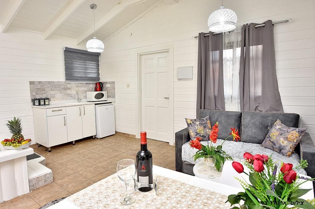 80268 כללי, בקתות הגן הירוק, צימר  בכלנית צימרים - Zimer 4 U