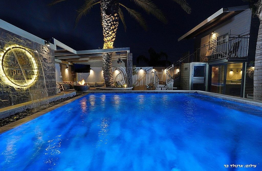 80495 גלריה כללית, בצל השקד, צימר  בטפחות צימרים - Zimer 4 U