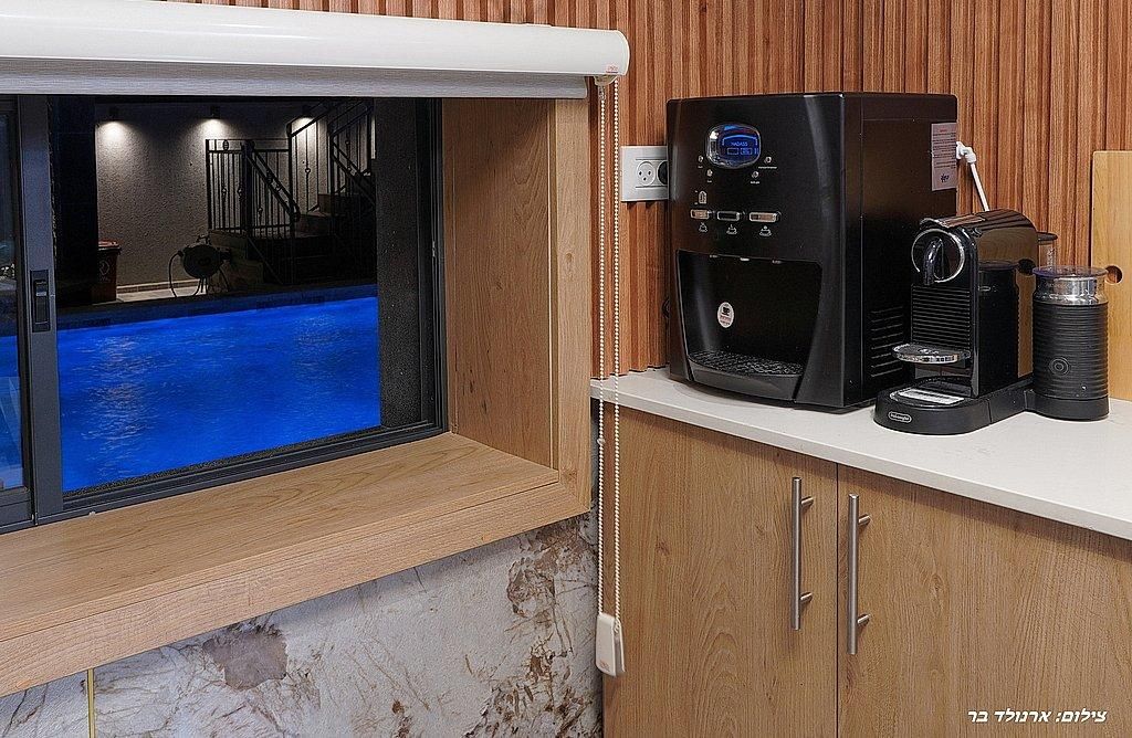 80497 גלריה כללית, בצל השקד, צימר  בטפחות צימרים - Zimer 4 U