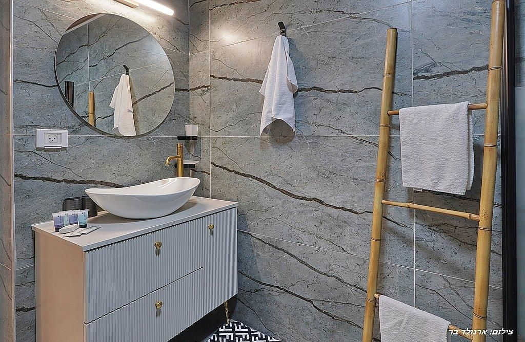 80552 גלרית פנים, בצל השקד, צימר  בטפחות צימרים - Zimer 4 U