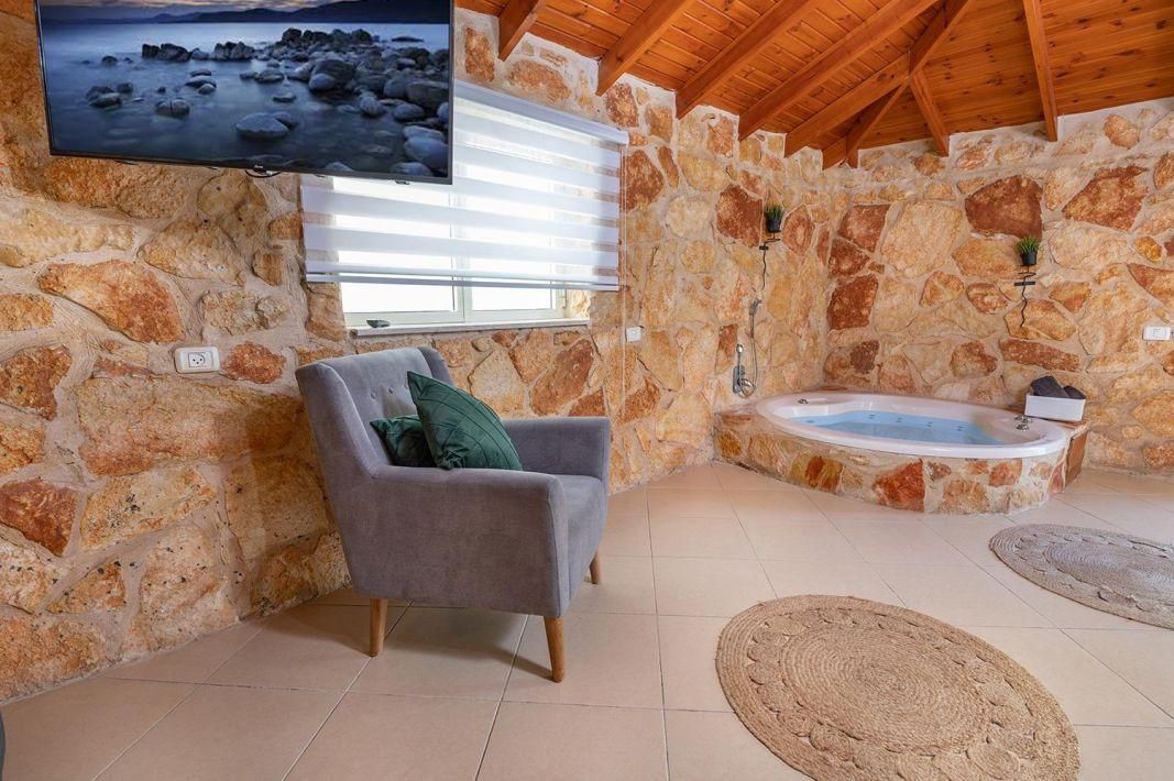 84087 סוויטת ליאם, אבן החלומות, צימר  בטפחות צימרים - Zimer 4 U