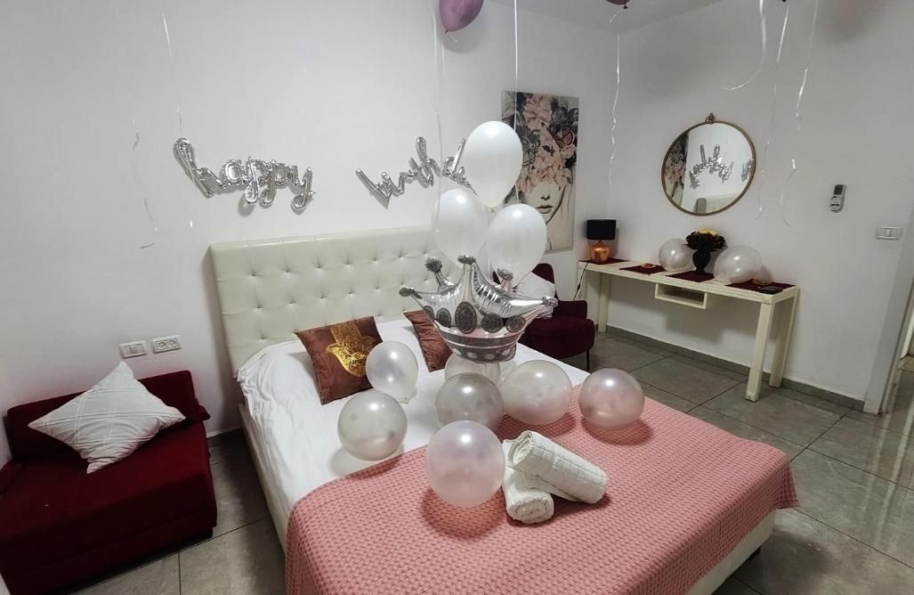 85374 גלריה כללית, סוויטת עטרת הנוף, צימר  באבן מנחם צימרים - Zimer 4 U