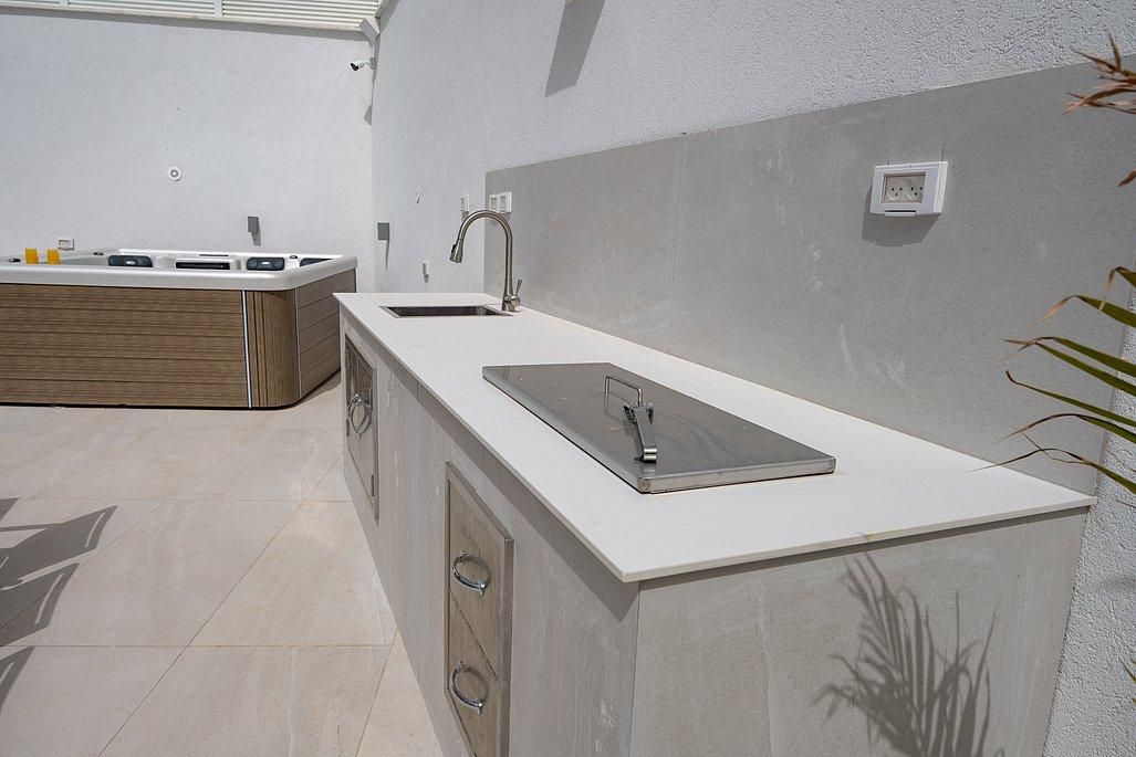 85761 גלריה כללית, סוויטות גקסון - Jack son, צימר  בעין יעקב צימרים - Zimer 4 U