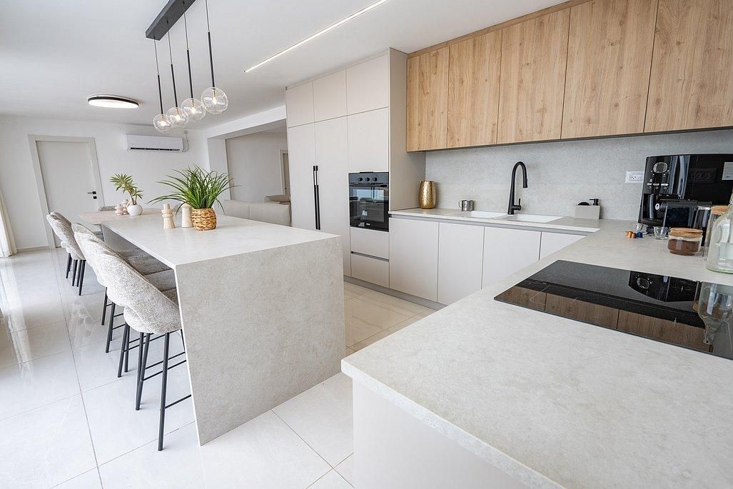 85765 גלריה כללית, סוויטות גקסון - Jack son, צימר  בעין יעקב צימרים - Zimer 4 U