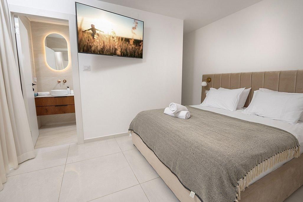 85771 גלריה כללית, סוויטות גקסון - Jack son, צימר  בעין יעקב צימרים - Zimer 4 U