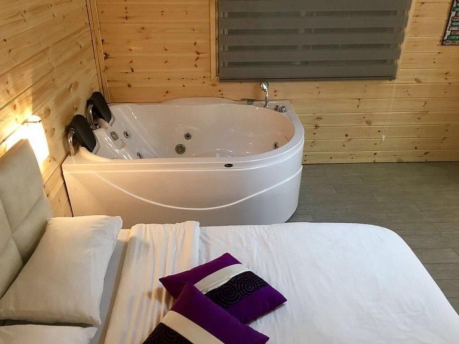 85898 יחידת הסטודיו, אחוזת אופוריה, צימר  בשזור צימרים - Zimer 4 U