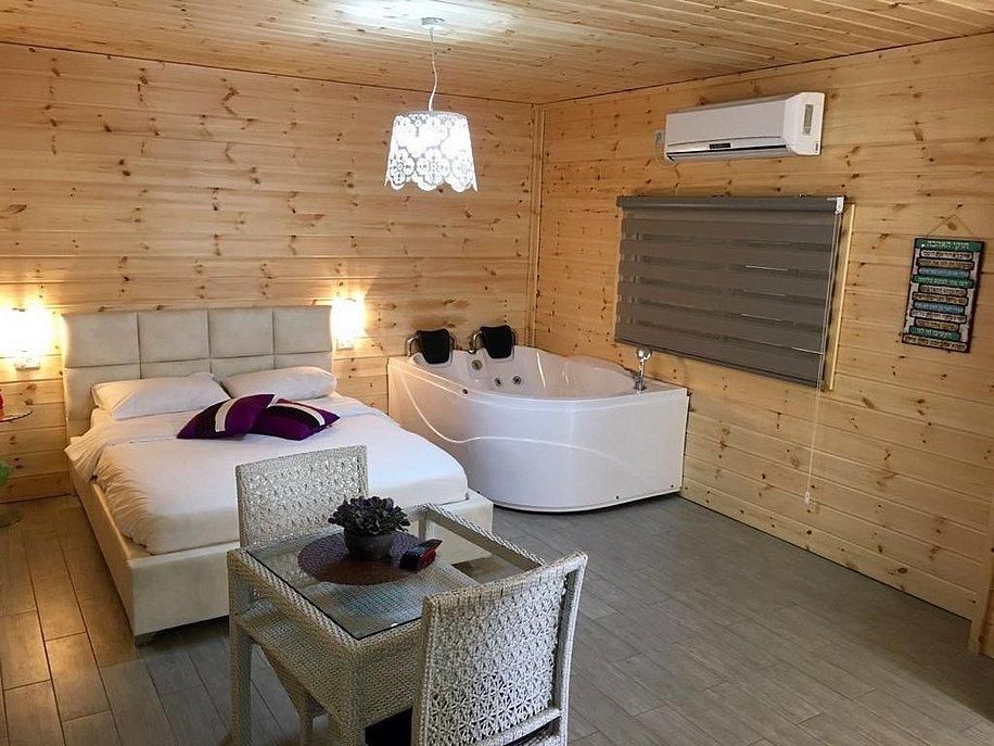 85905 יחידת הסטודיו, אחוזת אופוריה, צימר  בשזור צימרים - Zimer 4 U