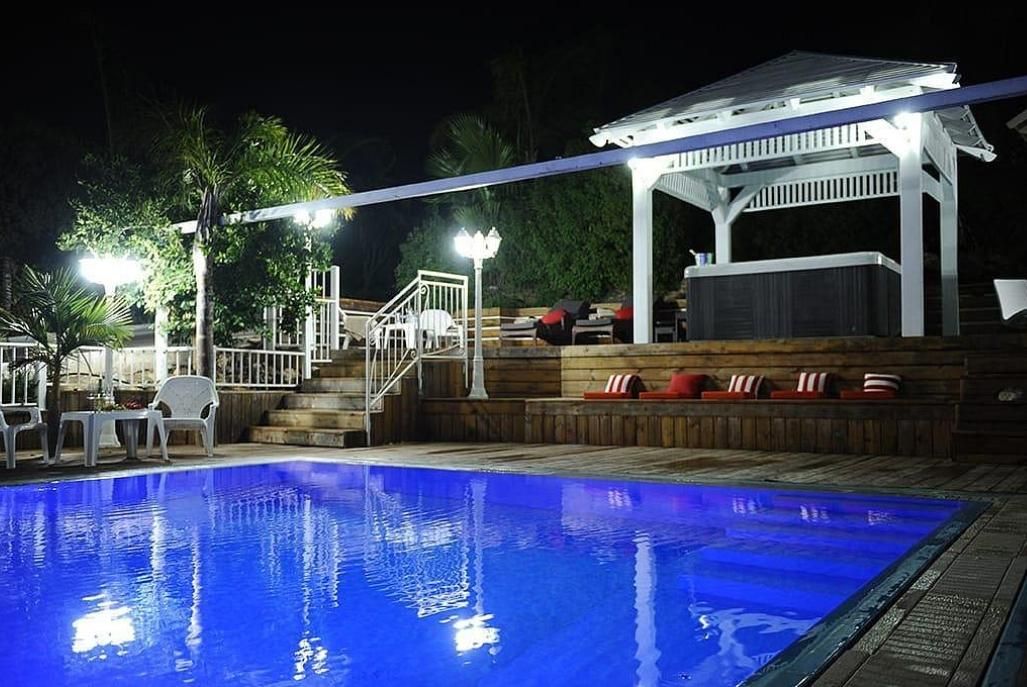 85927 גלריה כללית, אחוזת אופוריה, צימר  בשזור צימרים - Zimer 4 U