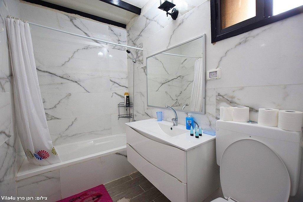 86480 גלריה כללית, נווה הרים, צימר  בנטועה צימרים - Zimer 4 U