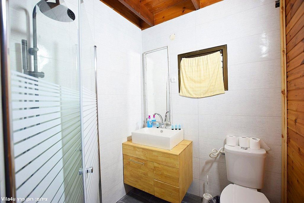 86482 גלריה כללית, נווה הרים, צימר  בנטועה צימרים - Zimer 4 U