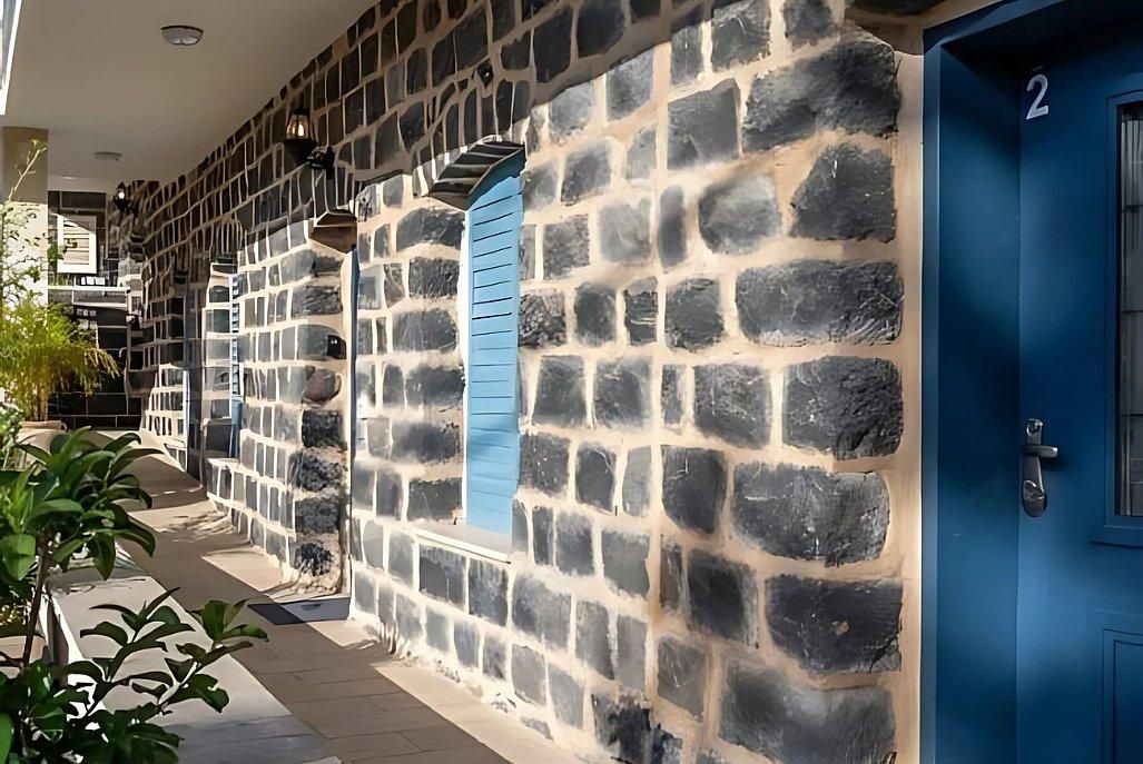 87934 מתחם חיצוני, מתחם הנופש יו ג'י בוטיק -  UG Boutique Apartment hotel, צימר  בטבריה צימרים - Zimer 4 U