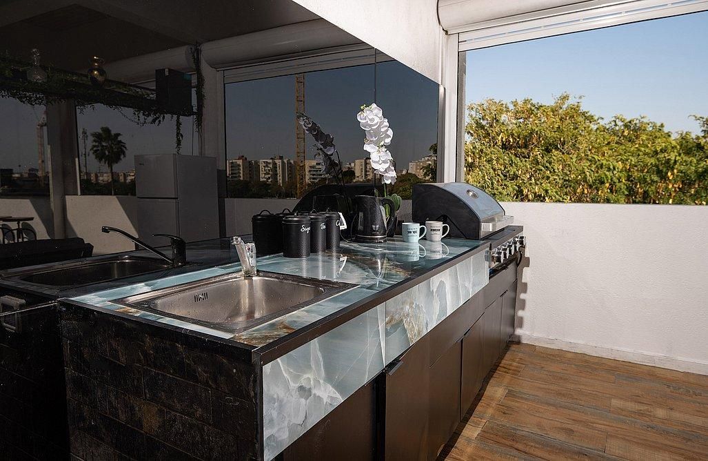 91614 גלריה כללית, הפנטהאוז של תל אביב, צימר  בתל אביב צימרים - Zimer 4 U