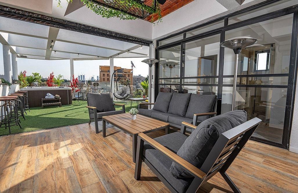 91619 גלריה כללית, הפנטהאוז של תל אביב, צימר  בתל אביב צימרים - Zimer 4 U